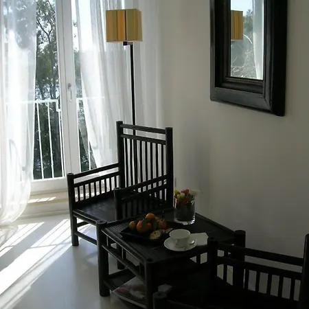 일 산 프란체스코 차밍 4*