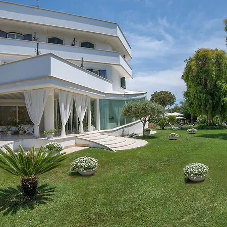 Il San Francesco Charming Otel Sabaudia