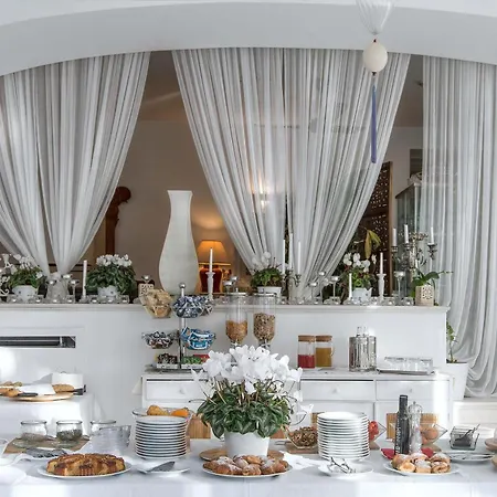 Il San Francesco Charming Hotel Sabaudia