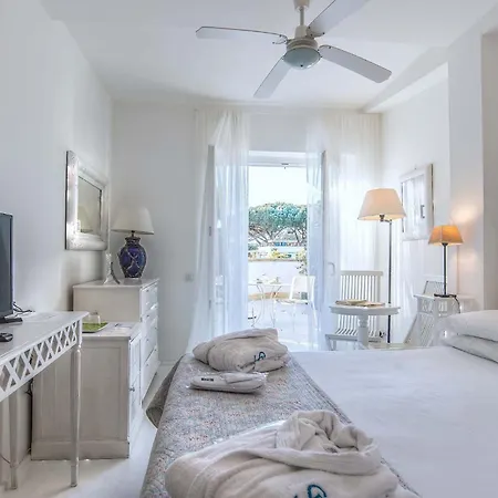 Il San Francesco Charming Hotel Sabaudia
